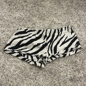 Zebra shorts